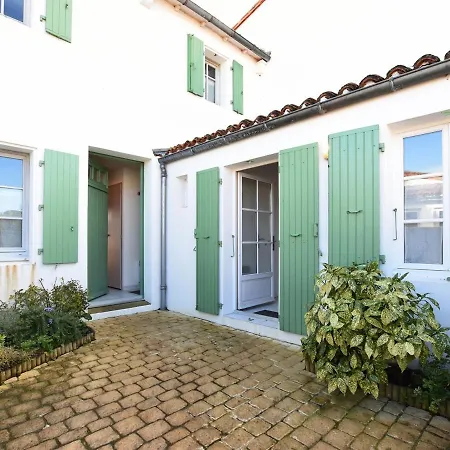 Dom wakacyjny Maison La Couarde-sur-mer, 4 Pieces, 6 Personnes - Fr-1-258-8 *