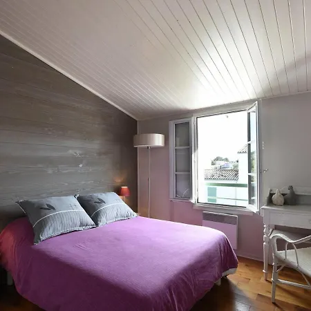 Maison La Couarde-sur-mer, 4 Pieces, 6 Personnes - Fr-1-258-8 *